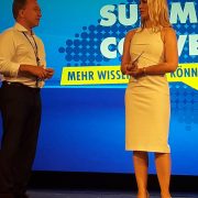 Bestens aufgelegt: Judith Rakers mit Benedict Kober. Bestens aufgelegt: Judith Rakers mit Benedict Kober.